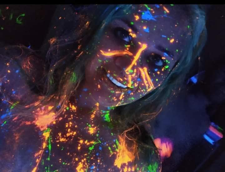 In too deep by nOMercyXx on deviantART  Neon face paint, Glow face paint,  Uv makeup